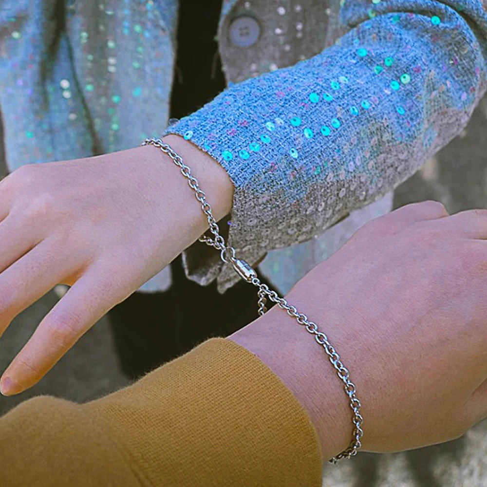 2021NEW 4 Styles Magnet Couple Bracelet For Lovers Stainless Steel Bracelet Adjustable Link Wrist Chain Jewelry Accessories Gift
2021NEW 4 Styles Magnet Couple Bracelet For Lovers Stainless Steel Bracelet Adjustable Link Wrist Chain Jewelry Accessories Gift