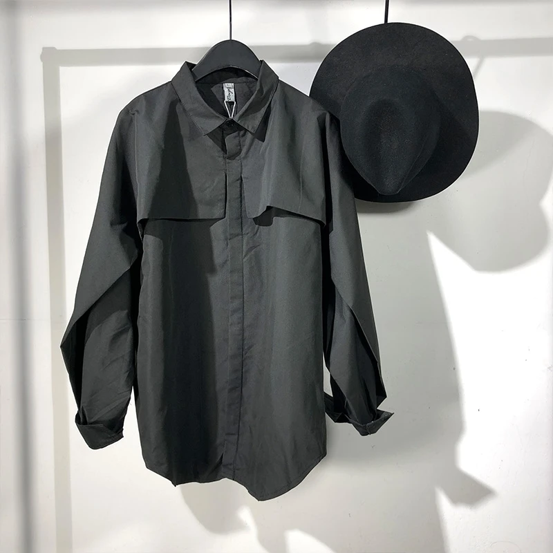 Men's Long Sleeve Shirt Spring And Autumn New Dark Lapel Trench Coat Splicing Style Design Irregular Personality Loose Shirt
Men's Long Sleeve Shirt Spring And Autumn New Dark Lapel Trench Coat Splicing Style Design Irregular Personality Loose Shirt