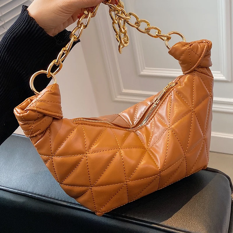 Lozenge Designer Women's Bag 2021 Quilted Lattice Crossbody Bags Simple Chain Female Handbags Solid Color Wild Shoulder Bags Sac
Lozenge Designer Women's Bag 2021 Quilted Lattice Crossbody Bags Simple Chain Female Handbags Solid Color Wild Shoulder Bags Sac
