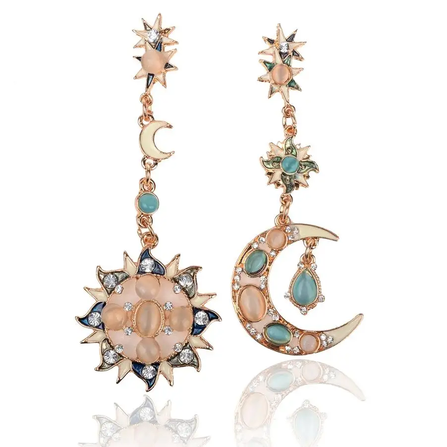 Vintage Antique Style Spider Hand Long Dangle Earrings For Women Crystal Sun Moon Star Drop Earrings Jewelry
Vintage Antique Style Spider Hand Long Dangle Earrings For Women Crystal Sun Moon Star Drop Earrings Jewelry