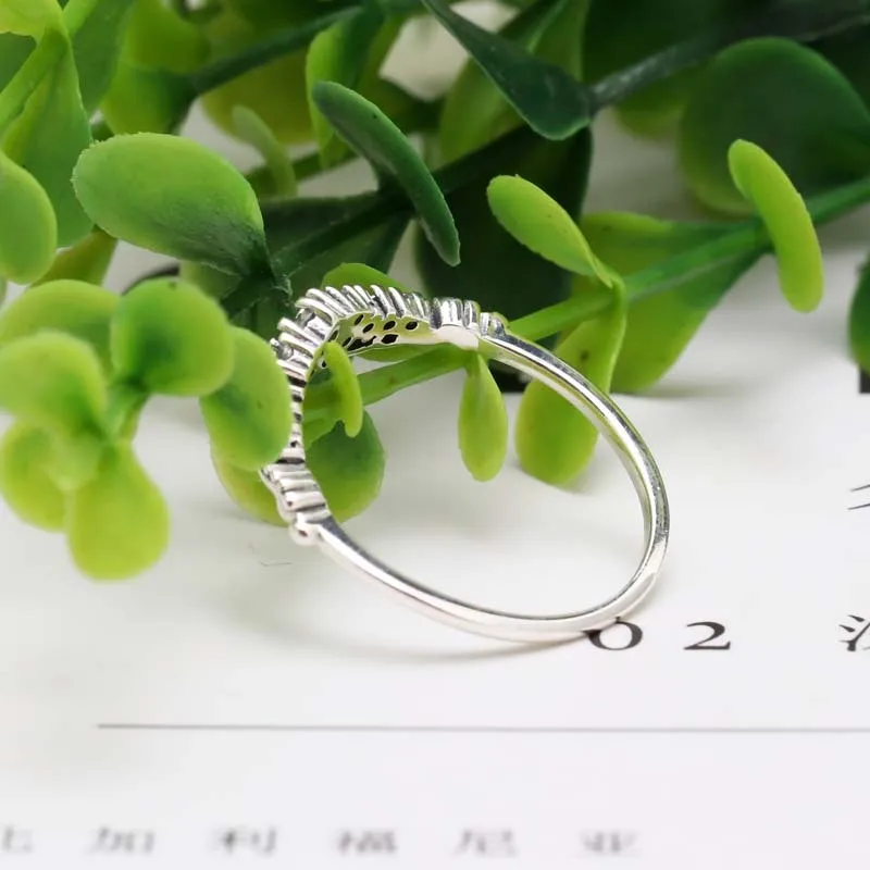 New Fashion Original 925 Silver Fairy Tale Tiara Wishbone Ring For Women Wedding Engagement Pan Rings DropShipping Wholesale
New Fashion Original 925 Silver Fairy Tale Tiara Wishbone Ring For Women Wedding Engagement Pan Rings DropShipping Wholesale