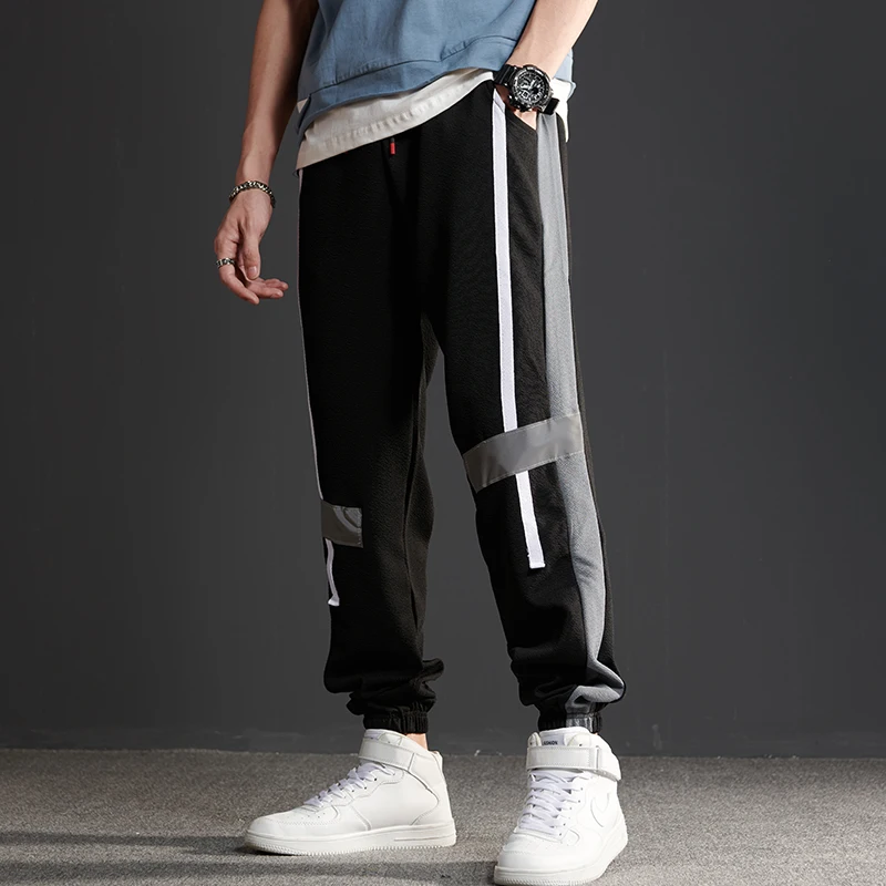 Hip Hop Streetwear Men's Splice Joggers Pants Fashion Men Casual Cargo Pant Trousers High Street Elastic Waist Harem Pant Men
Hip Hop Streetwear Men's Splice Joggers Pants Fashion Men Casual Cargo Pant Trousers High Street Elastic Waist Harem Pant Men