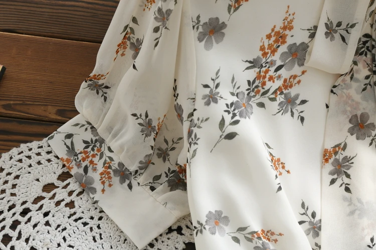 Banulin Japanese Mori Girl Dresses 2020 Summer Bow Neck Short-Sleeved Ruffles Hem Floral Print Sweet Dress Vestidos S-XL
Banulin Japanese Mori Girl Dresses 2020 Summer Bow Neck Short-Sleeved Ruffles Hem Floral Print Sweet Dress Vestidos S-XL