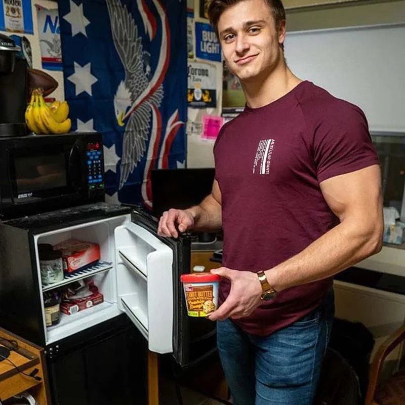 Men Casual short sleeve Black Fashion Printed Gyms Fitness Bodybuilding polyester 2019 Male Tee Tops Workout Clothing camiseta
Men Casual short sleeve Black Fashion Printed Gyms Fitness Bodybuilding polyester 2019 Male Tee Tops Workout Clothing camiseta