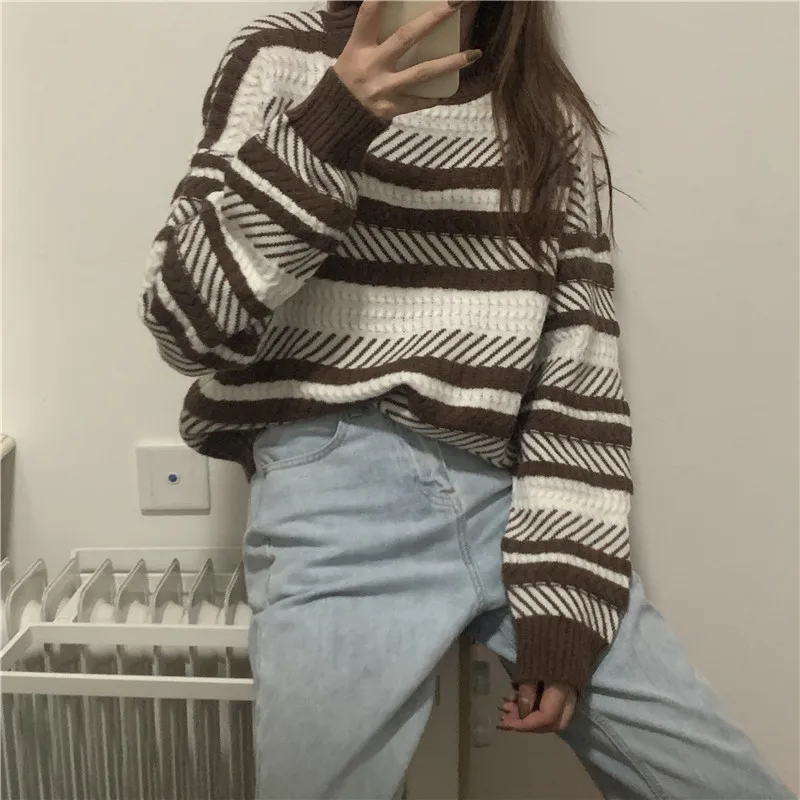 Qooth 2020 Vintage Winter Thick Women Sweater Full Sleeve Pullovers Striped Warm Knitted Loose Jumper Sweaters QT251
Qooth 2020 Vintage Winter Thick Women Sweater Full Sleeve Pullovers Striped Warm Knitted Loose Jumper Sweaters QT251