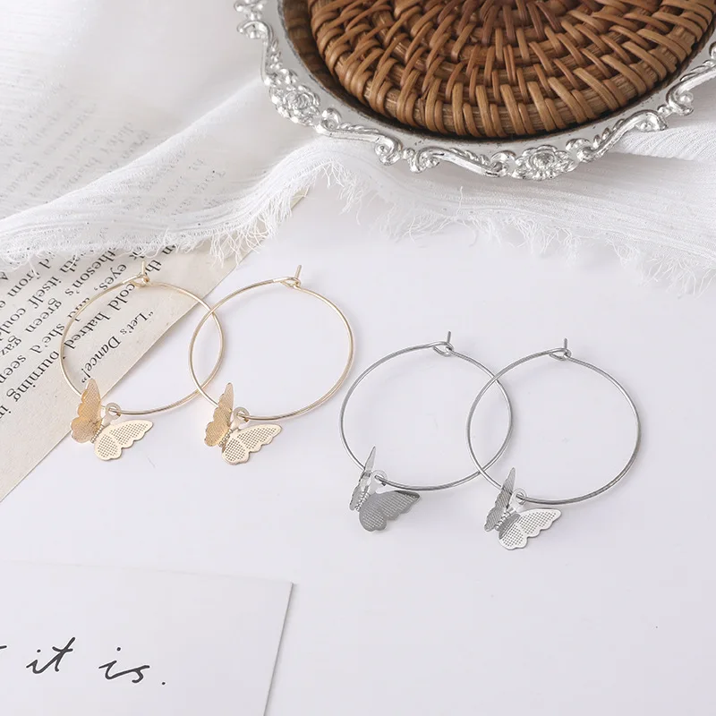 New Korean Fashion Simple Alloy Butterfly Geometric Retro Earrings for Women Girlfriend Jewelry Gift
New Korean Fashion Simple Alloy Butterfly Geometric Retro Earrings for Women Girlfriend Jewelry Gift