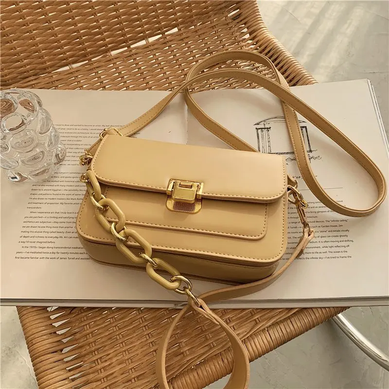 Solid Color Leather Crossbody Bags for Women 2021 New Luxury Designer Handbag All-match Messenger Shoulder Bag Ladies Purse
Solid Color Leather Crossbody Bags for Women 2021 New Luxury Designer Handbag All-match Messenger Shoulder Bag Ladies Purse