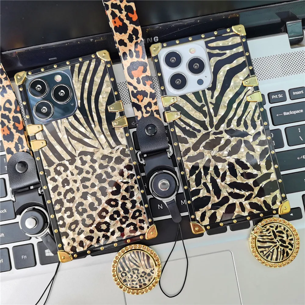 Luxury Glitter Gold Leopard Print Case for Huawei Mate 40 PRO P30 PRO P50 P40 Lite Honor 50 30 20 Y6P Y7A Y9 Smooth Square Cover
Luxury Glitter Gold Leopard Print Case for Huawei Mate 40 PRO P30 PRO P50 P40 Lite Honor 50 30 20 Y6P Y7A Y9 Smooth Square Cover