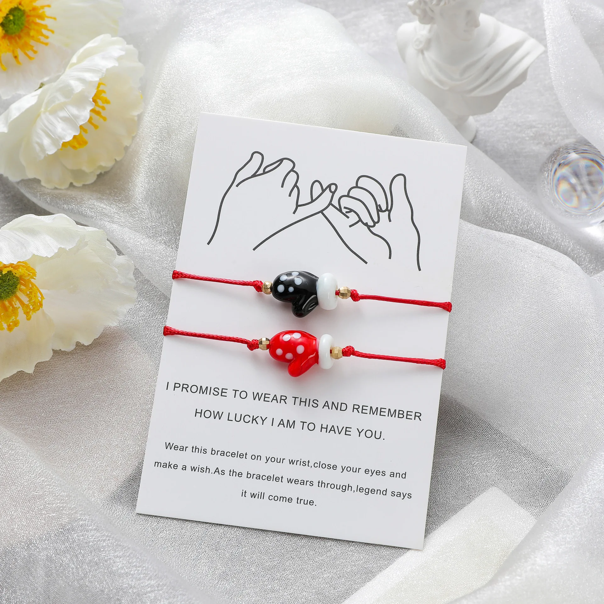 2Pcs/Set Vintage Fashion Hand Couple Bracelet For Women Men Enamel Christmas Glove Pendant Multicolor Christmas Gifts Jewelry
2Pcs/Set Vintage Fashion Hand Couple Bracelet For Women Men Enamel Christmas Glove Pendant Multicolor Christmas Gifts Jewelry
