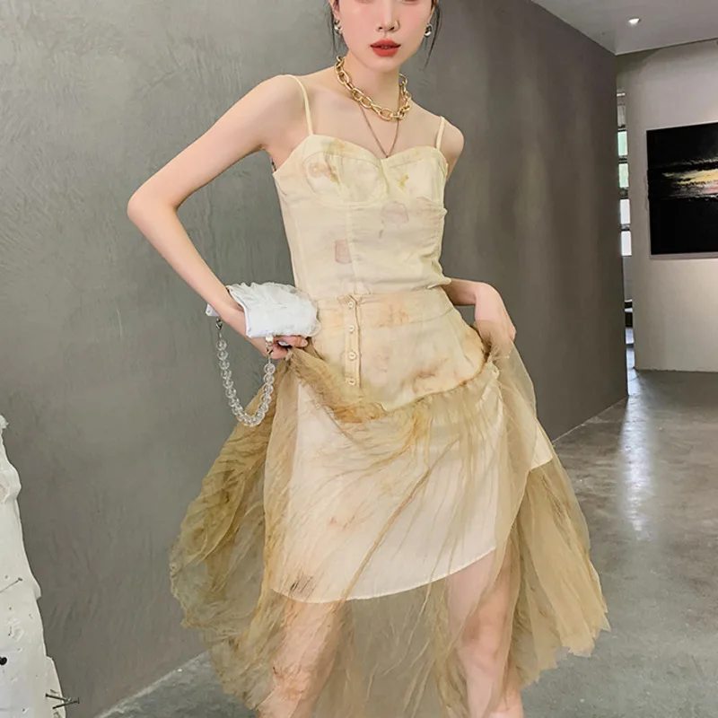 Casual Korean Loose Thinhigh Waist Sleeveless Strap Temperament Fashion Summer 2021 New Women's E475
Casual Korean Loose Thinhigh Waist Sleeveless Strap Temperament Fashion Summer 2021 New Women's E475