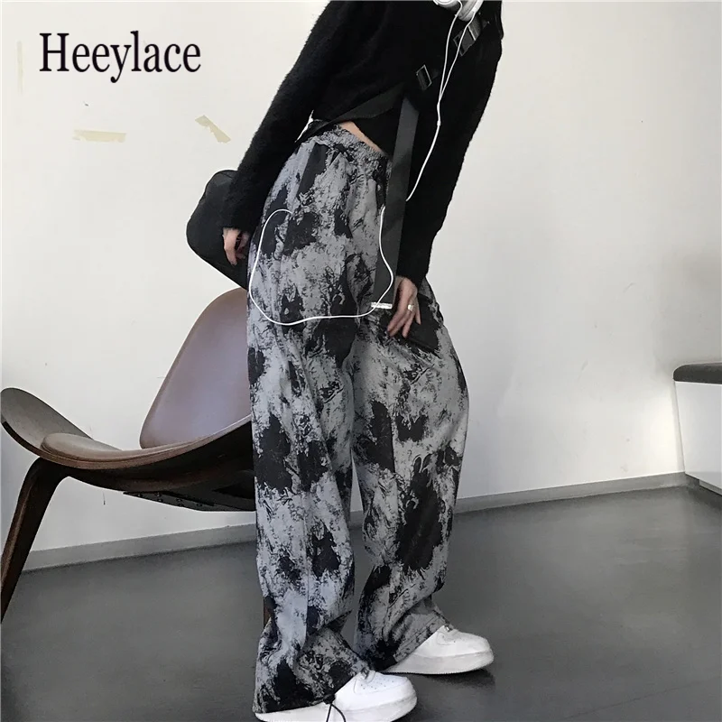Streetwear Tie Dye Summer Women's Pants Harajuku Jogging Wide Trousers Female Street Korean Style High Elastic Waist
Streetwear Tie Dye Summer Women's Pants Harajuku Jogging Wide Trousers Female Street Korean Style High Elastic Waist