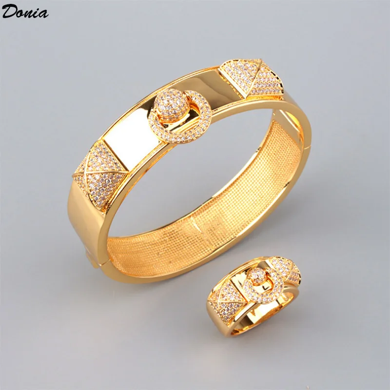Donia jewelry European and American luxury micro-inlaid AAA zircon bracelet simple bracelet for men and women
Donia jewelry European and American luxury micro-inlaid AAA zircon bracelet simple bracelet for men and women
