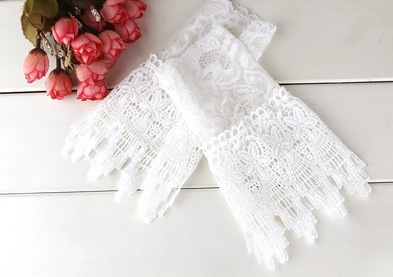 Retro Detachable Sleeve Fake Cuffs Detachable Shirt Multi Layer Ruffles Solid Color False Cuffs Wristband Decorative Accessory 
Retro Detachable Sleeve Fake Cuffs Detachable Shirt Multi Layer Ruffles Solid Color False Cuffs Wristband Decorative Accessory