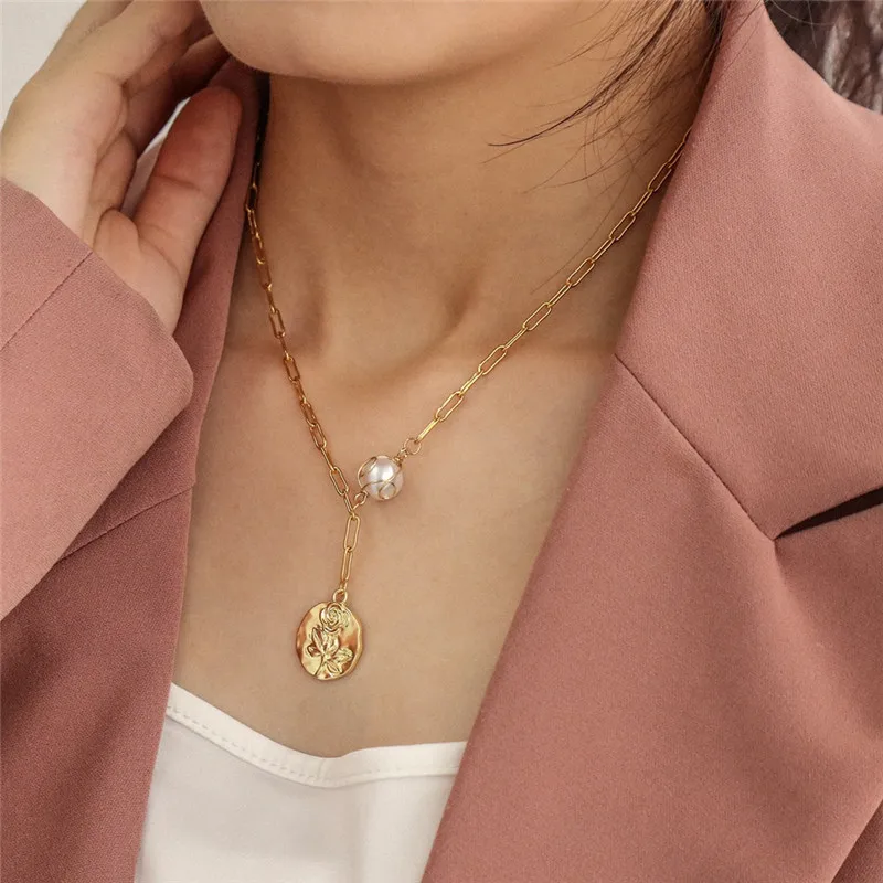 Chic Pearl Necklace For Women 2020 New Stainless Steel Retro Baroque Pendants Chain Punk Antique Jewelry Gift Sexy Trendy Choker
Chic Pearl Necklace For Women 2020 New Stainless Steel Retro Baroque Pendants Chain Punk Antique Jewelry Gift Sexy Trendy Choker
