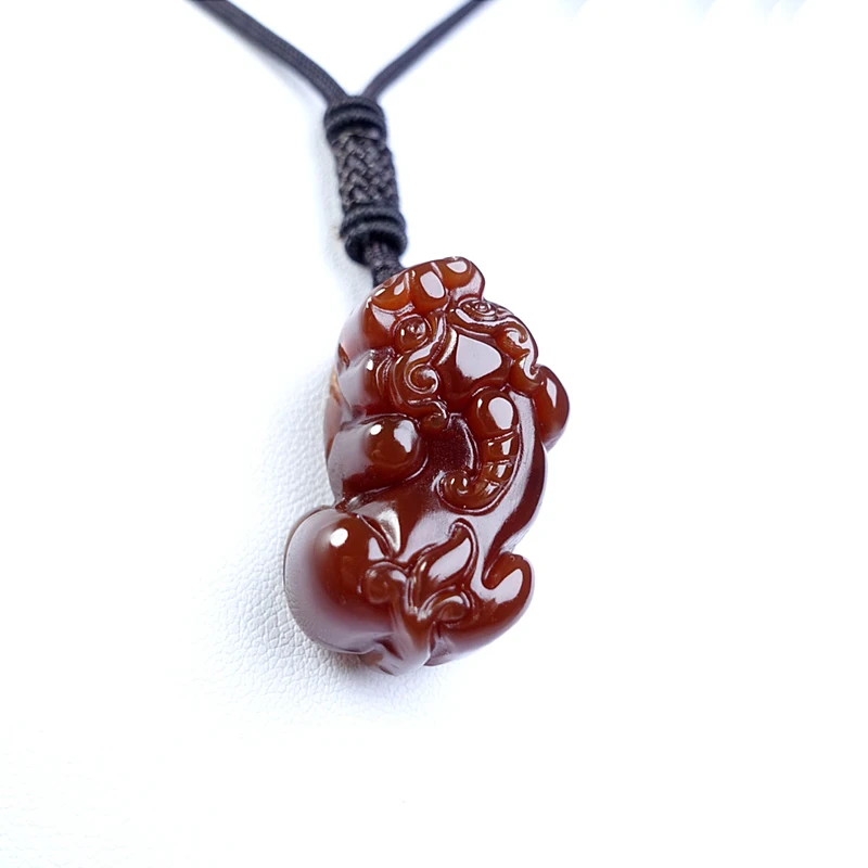 Natural Red Agate Brave Troops Pendants Necklace Male High-end Fortune Reiki Pixiu Amulet Woman Charm Jade Jewelry Birthday Gift
Natural Red Agate Brave Troops Pendants Necklace Male High-end Fortune Reiki Pixiu Amulet Woman Charm Jade Jewelry Birthday Gift