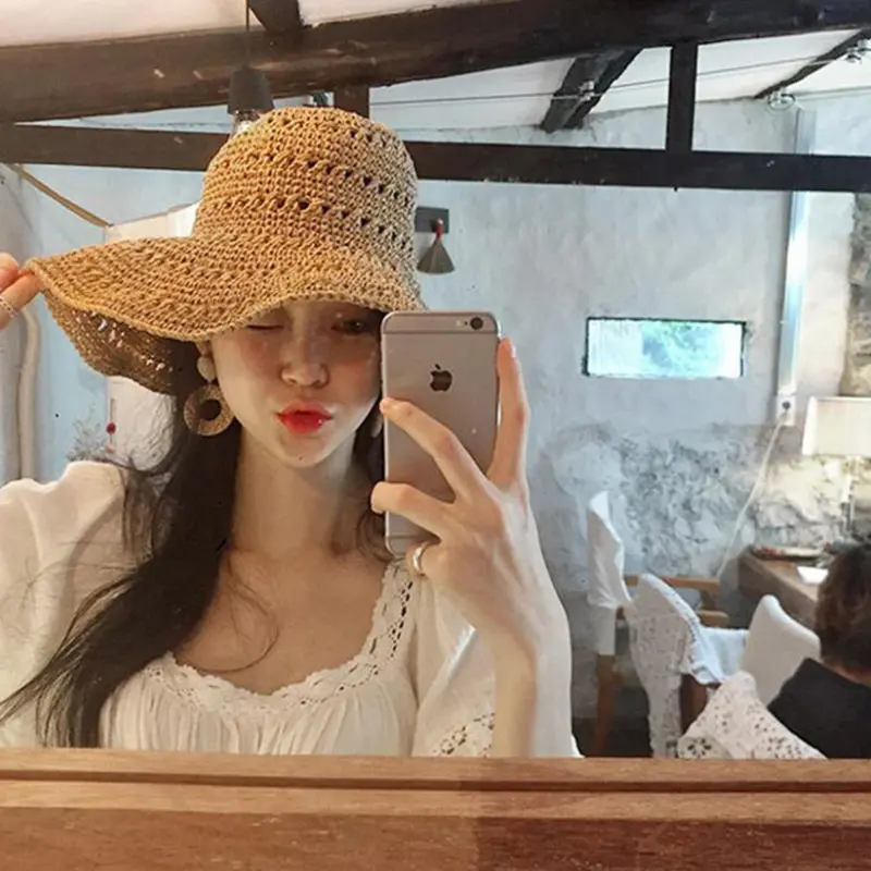 Handmade straw hat female summer Korean version of large-brimmed folding sun hat wide-brimmed crocheted lace lace sunscreen beac
Handmade straw hat female summer Korean version of large-brimmed folding sun hat wide-brimmed crocheted lace lace sunscreen beac