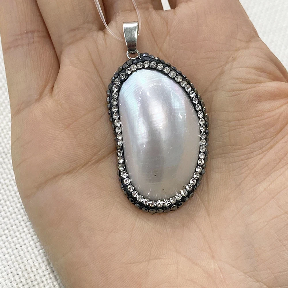 Pendant Jewelry Irregular Shape Diamond Conch Shell Handmade Pendant Jewelry Suitable for DIY Necklace Earrings Accessories
Pendant Jewelry Irregular Shape Diamond Conch Shell Handmade Pendant Jewelry Suitable for DIY Necklace Earrings Accessories