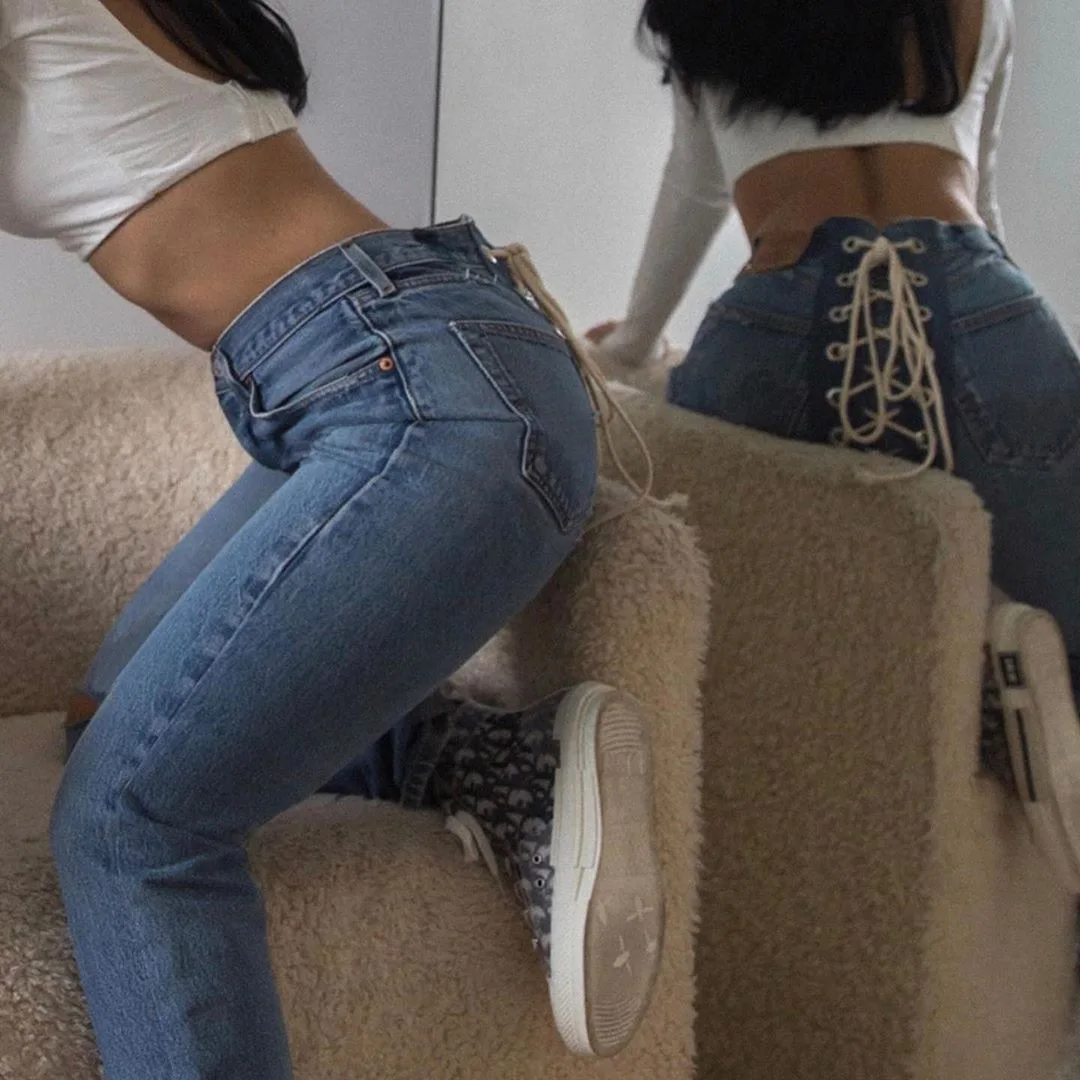 2021 Fall New Female Slim Fit All-match Trend Creative Back Contrast Eyelet Jeans
2021 Fall New Female Slim Fit All-match Trend Creative Back Contrast Eyelet Jeans