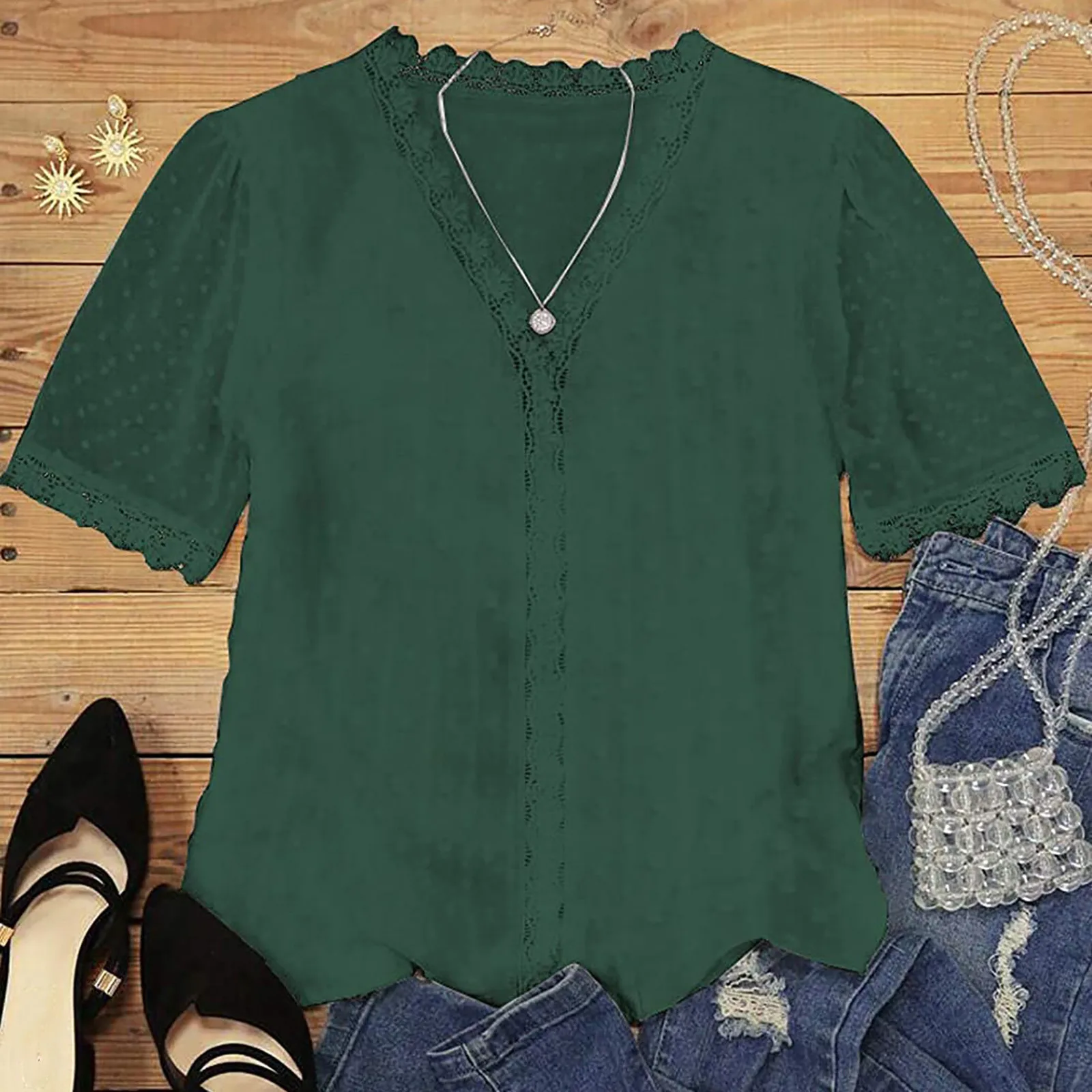 Fashion Lace Embroidery Shirts Women's Clothing 2021 Summer Fashion Women's Short Sleeve Shirt Tops T Shirt Blouse Pullover Tops 
Fashion Lace Embroidery Shirts Women's Clothing 2021 Summer Fashion Women's Short Sleeve Shirt Tops T Shirt Blouse Pullover Tops