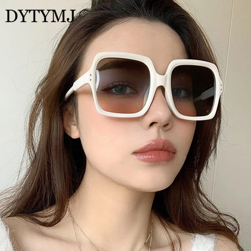 DYTYMJ Vintage Square Sunglasses Women Oversized Sun Glasses Women Luxury Brand Designer Sunglasses for Women Retro Eyeglasses
DYTYMJ Vintage Square Sunglasses Women Oversized Sun Glasses Women Luxury Brand Designer Sunglasses for Women Retro Eyeglasses