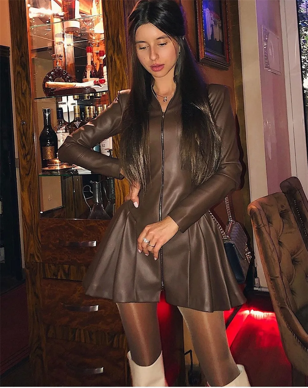 PU Leather Dress For Women Solid Stand Collar Zipper Pleated Dress Sexy Long Sleeve Autumn Winter Female Clothes
PU Leather Dress For Women Solid Stand Collar Zipper Pleated Dress Sexy Long Sleeve Autumn Winter Female Clothes