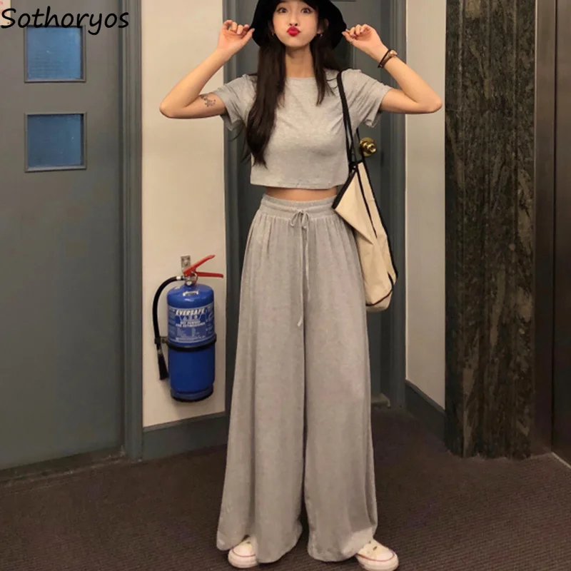 Women Pajama Sets Solid O-neck Cotton Cozy Soft Cropped Tops Wide Leg Pants Elastic Waist Trendy Elegant Female Sleepwear Teens
Women Pajama Sets Solid O-neck Cotton Cozy Soft Cropped Tops Wide Leg Pants Elastic Waist Trendy Elegant Female Sleepwear Teens