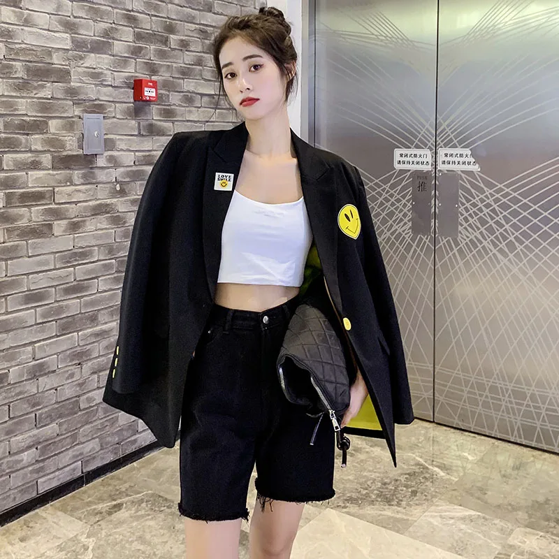 High-quality blazer 2021 autumn new single button loose and thin casual suit jacket female Korean fashion women's clothing
High-quality blazer 2021 autumn new single button loose and thin casual suit jacket female Korean fashion women's clothing