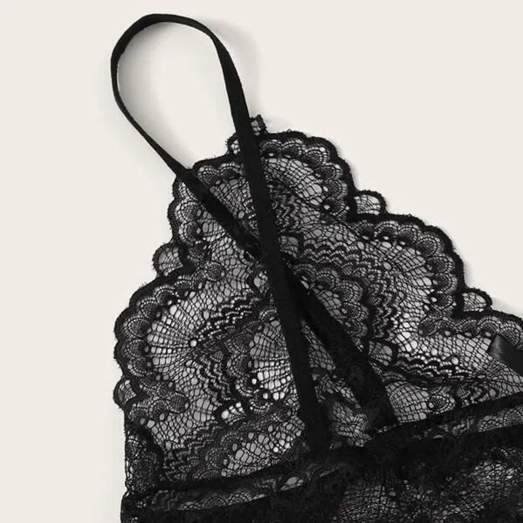 sexy sleepwear lingerie Women pajamas Lace Wireless Bra Satin Shorts Underwear Plus Size sleep tops 
sexy sleepwear lingerie Women pajamas Lace Wireless Bra Satin Shorts Underwear Plus Size sleep tops