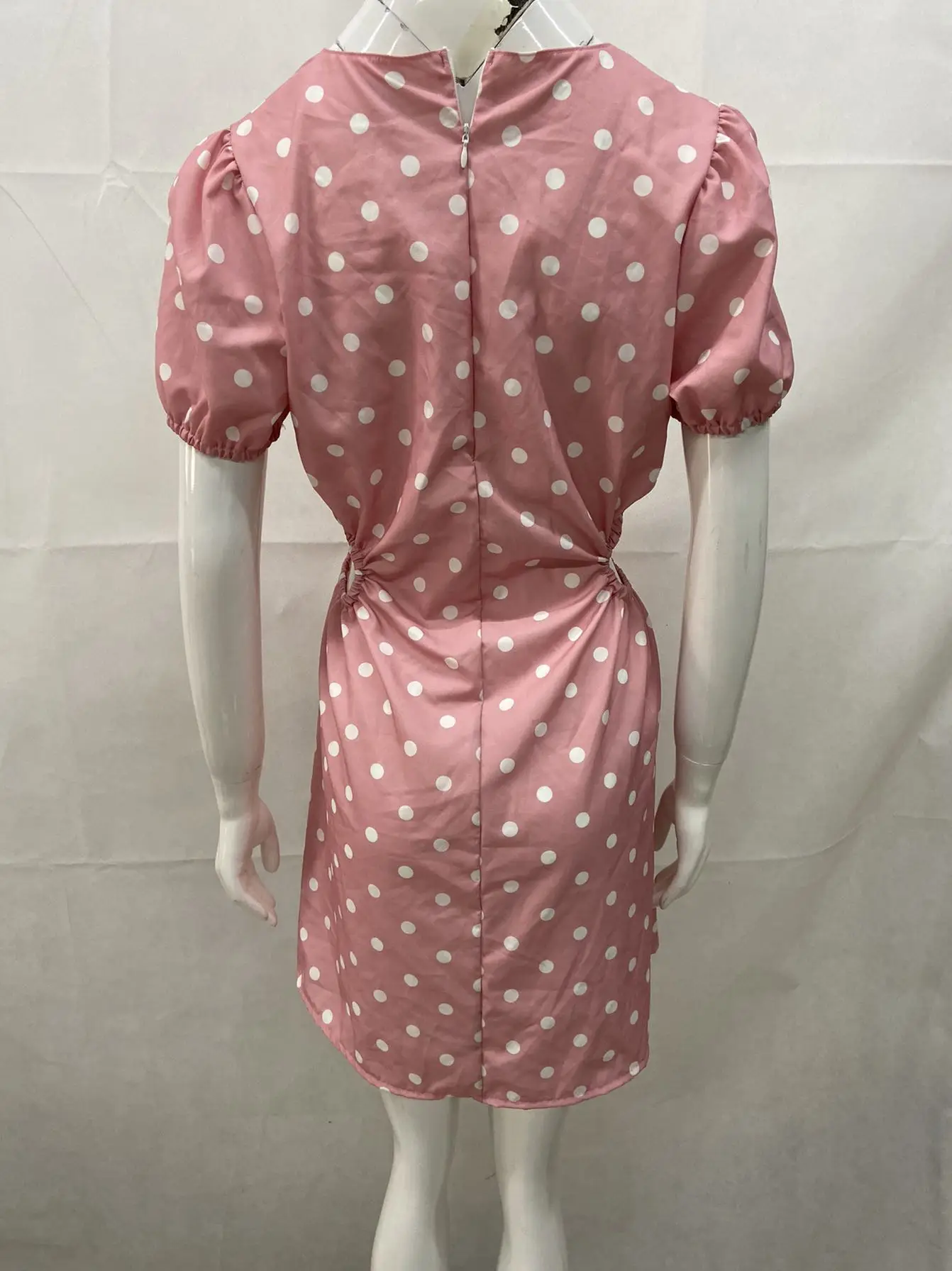 2021 Summer Polka Dot Black Dress Chiffon Sexy Hollow Out Drawstring Waist Mini Day Dress Elegant Party Holiday Outfit Fashion
2021 Summer Polka Dot Black Dress Chiffon Sexy Hollow Out Drawstring Waist Mini Day Dress Elegant Party Holiday Outfit Fashion