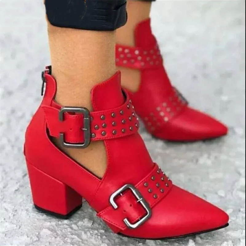 Pointed Hollow Belt Buckle Rivet Rear Zip Ankle Boots High Heels Women's Fall 2021 New Casual Thick Heels Fashion Women's Boots
Pointed Hollow Belt Buckle Rivet Rear Zip Ankle Boots High Heels Women's Fall 2021 New Casual Thick Heels Fashion Women's Boots