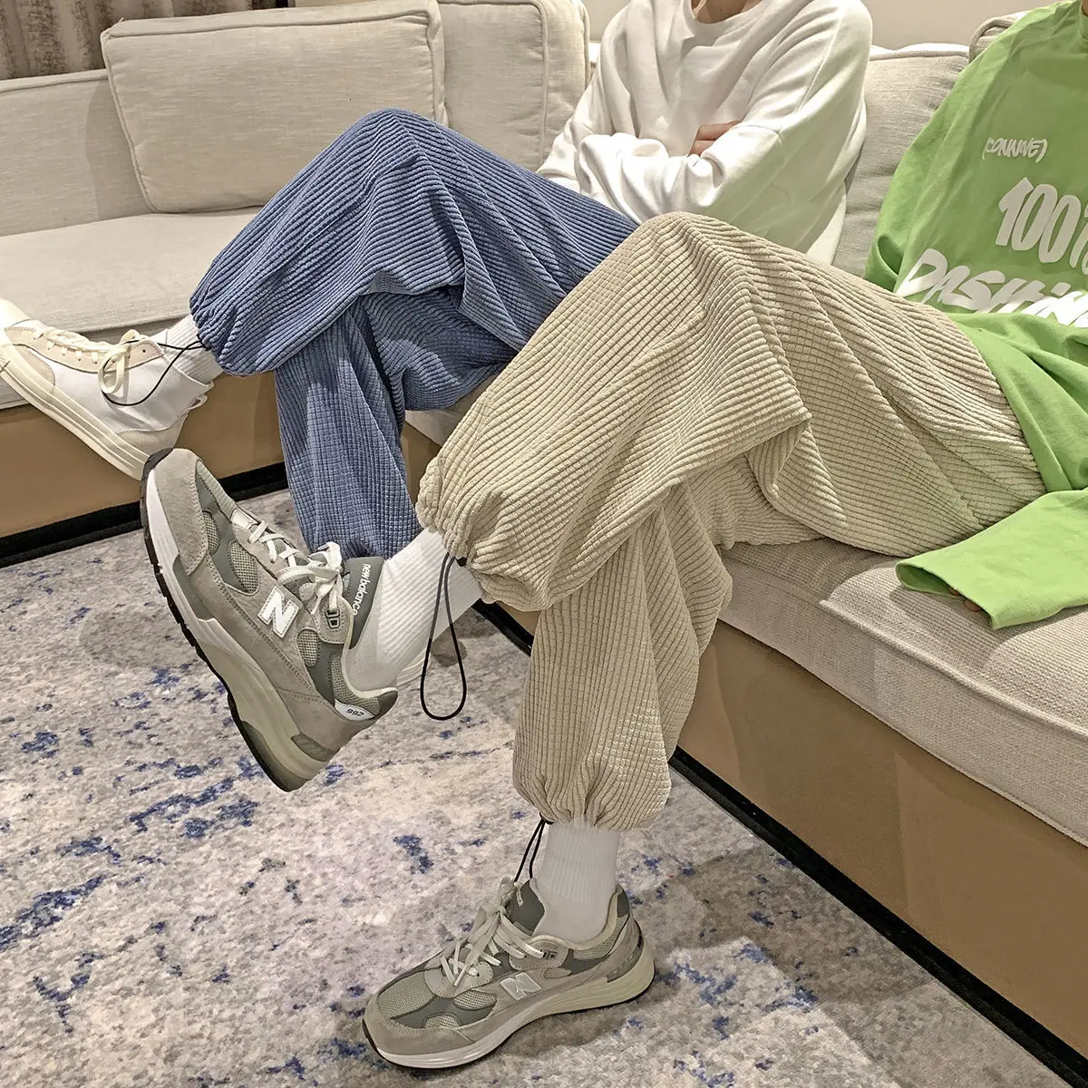 KEMOY Korean Men Casual Pants 2021 Streetwear Corduroy Solid Color Harem Pants Harajuku Man Loose Straight Pants Trousers
KEMOY Korean Men Casual Pants 2021 Streetwear Corduroy Solid Color Harem Pants Harajuku Man Loose Straight Pants Trousers