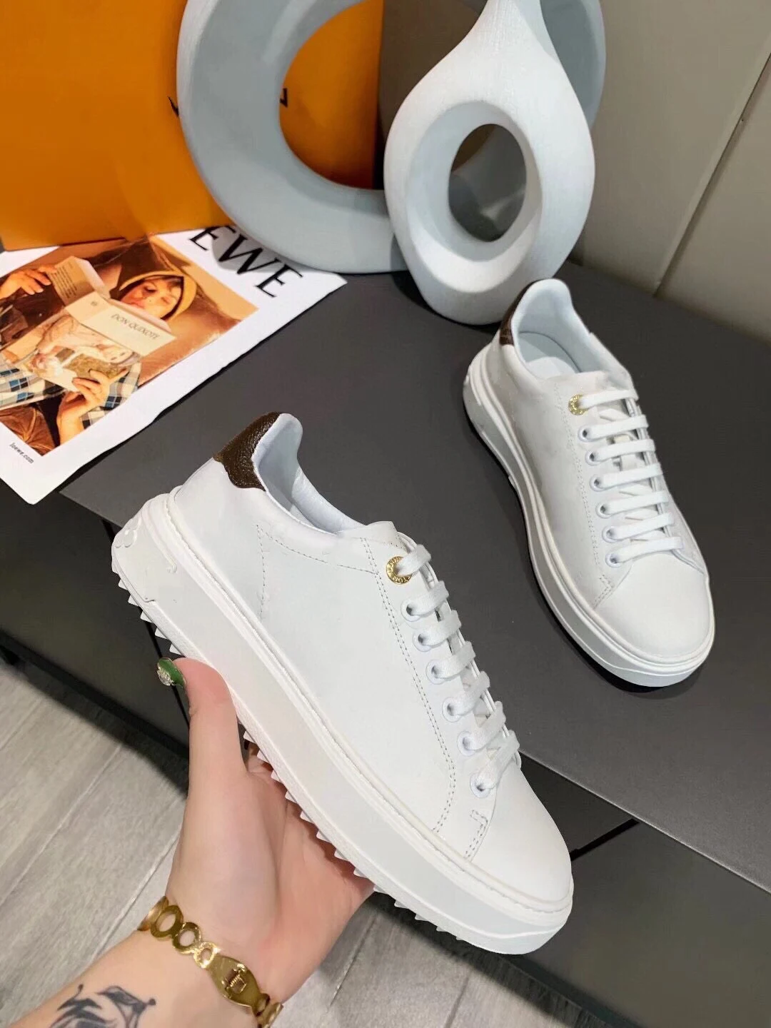 2021 Top Quality Alexander White Shoes for Men Men Lace Up Casual Zapatos Hombres Casual Couple Shoes
2021 Top Quality Alexander White Shoes for Men Men Lace Up Casual Zapatos Hombres Casual Couple Shoes