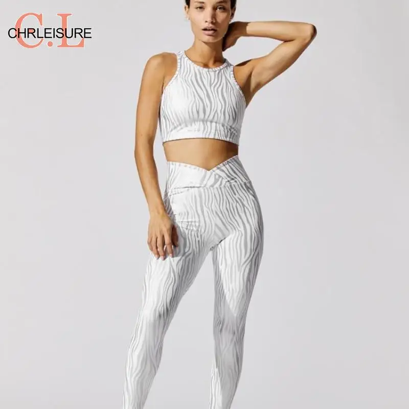 Женский спортивный костюм CHRLEISURE, модный эластичный спортивный костюм с принтом и эффектом пуш-ап, для бега и занятий фитнесом
Женский спортивный костюм CHRLEISURE, модный эластичный спортивный костюм с принтом и эффектом пуш-ап, для бега и занятий фитнесом