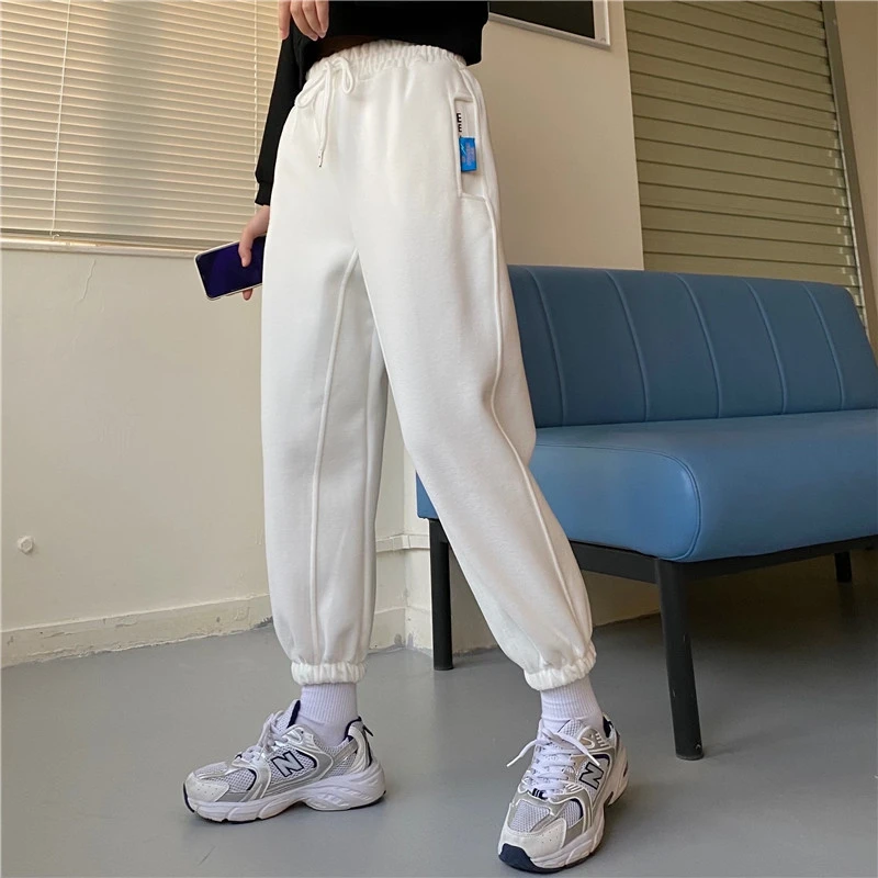 2020 Autumn Winter Loose Sports Pants New Korean Style High Waist Ankle-Tied Casual Women's Fleece-Lined Thickened Design Pants
2020 Autumn Winter Loose Sports Pants New Korean Style High Waist Ankle-Tied Casual Women's Fleece-Lined Thickened Design Pants