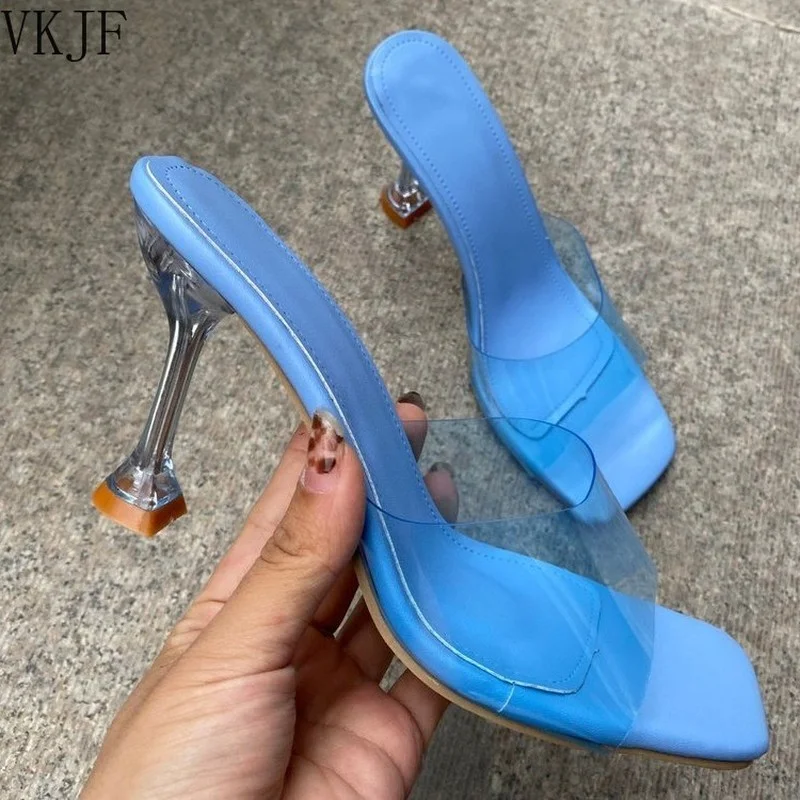 2021 Star Style Transparent PVC Crystal Clear Heeled Women Slippers Fashion High Heels Female Mules Slides Summer Sandals Shoes
2021 Star Style Transparent PVC Crystal Clear Heeled Women Slippers Fashion High Heels Female Mules Slides Summer Sandals Shoes