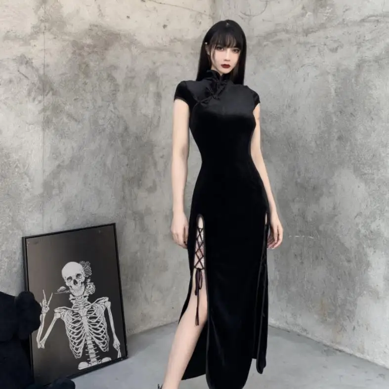 Sexy Side High Split Black Dress Gothic Vintage Bandage Dark Turtleneck Bodycan Cheongsam Women High Waist Party Dress
Sexy Side High Split Black Dress Gothic Vintage Bandage Dark Turtleneck Bodycan Cheongsam Women High Waist Party Dress