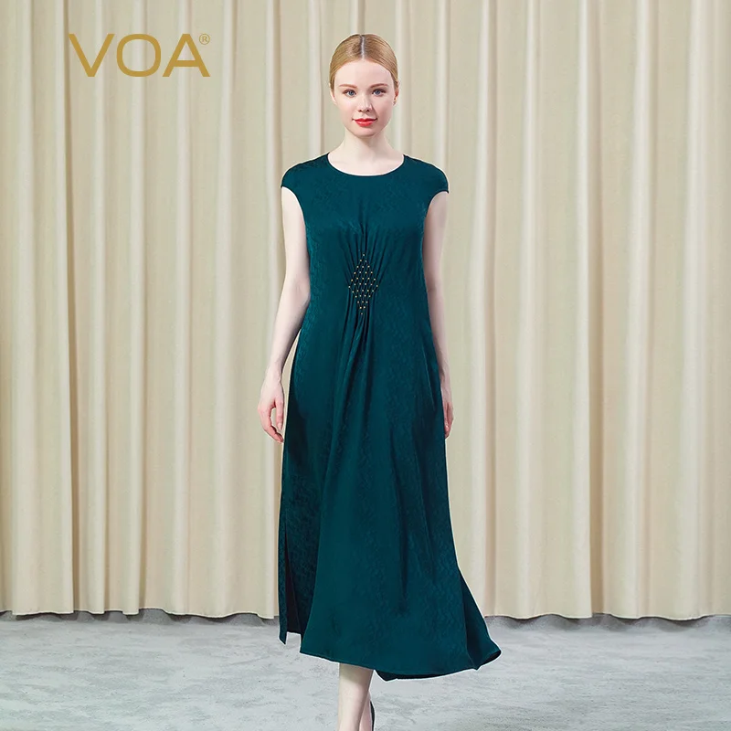 VOA Silk Jacquard Round Neck Sleeve Fold Three-dimensional Diamond Decoration Dark Green Big Pendulum Women Dress Summer AE853
VOA Silk Jacquard Round Neck Sleeve Fold Three-dimensional Diamond Decoration Dark Green Big Pendulum Women Dress Summer AE853