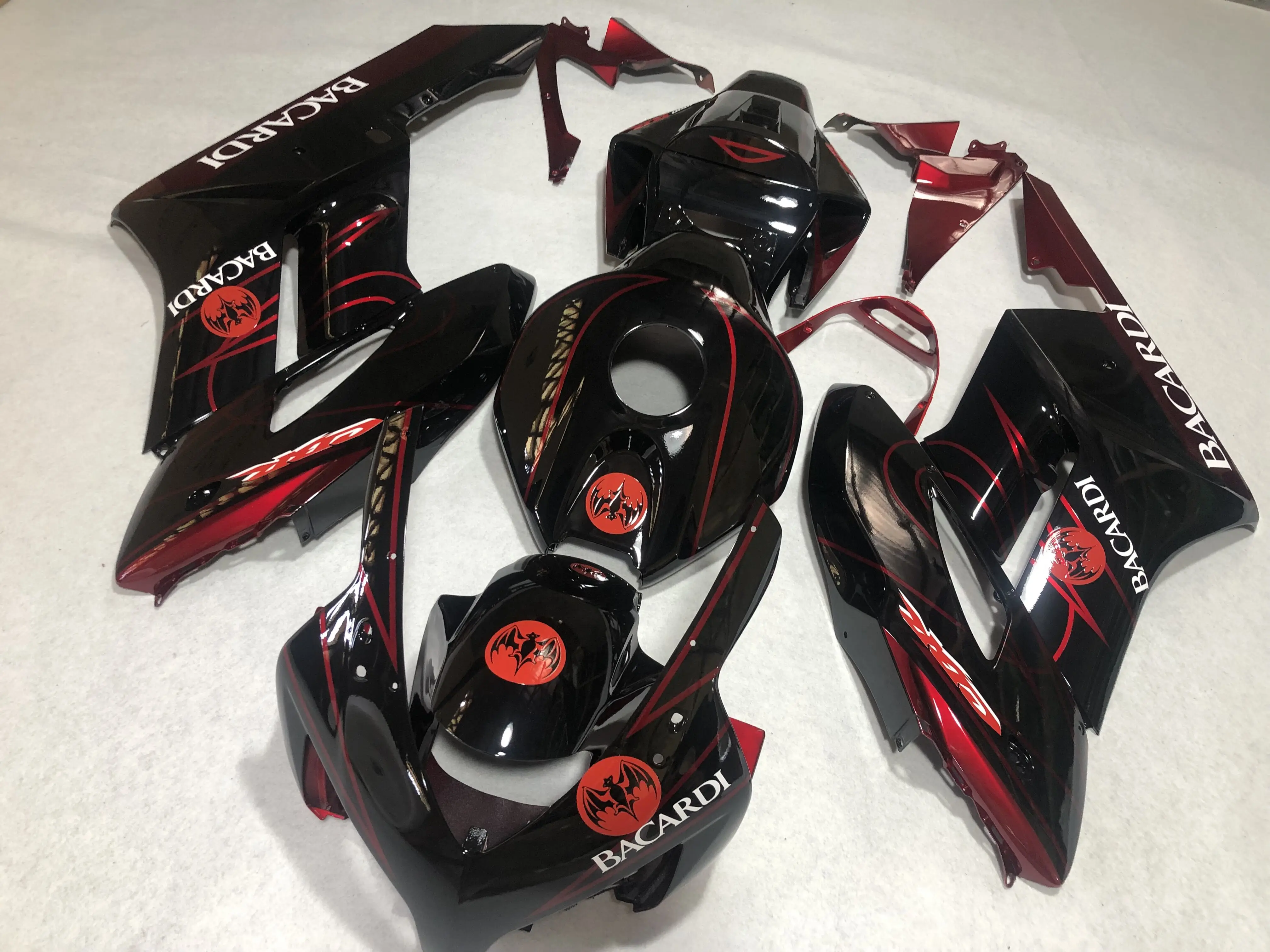 Custom Injection fairing set for 2004 2005 Honda CBR1000RR CBR 1000 RR 04 05 CBR 1000RR black BACARDI fairings parts
Custom Injection fairing set for 2004 2005 Honda CBR1000RR CBR 1000 RR 04 05 CBR 1000RR black BACARDI fairings parts