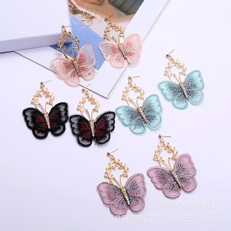 New fashion bohemian earrings personality exaggerated flower diamond lace embroidery butterfly earrings jewelry gifts wholesale
New fashion bohemian earrings personality exaggerated flower diamond lace embroidery butterfly earrings jewelry gifts wholesale