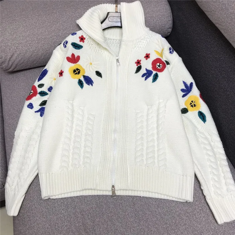 Luxury Brand Designer Knitted Sweater for Women Vintage Turtleneck Zipper Handmade Embroidered Wool Blended Loose Cardigan
Luxury Brand Designer Knitted Sweater for Women Vintage Turtleneck Zipper Handmade Embroidered Wool Blended Loose Cardigan