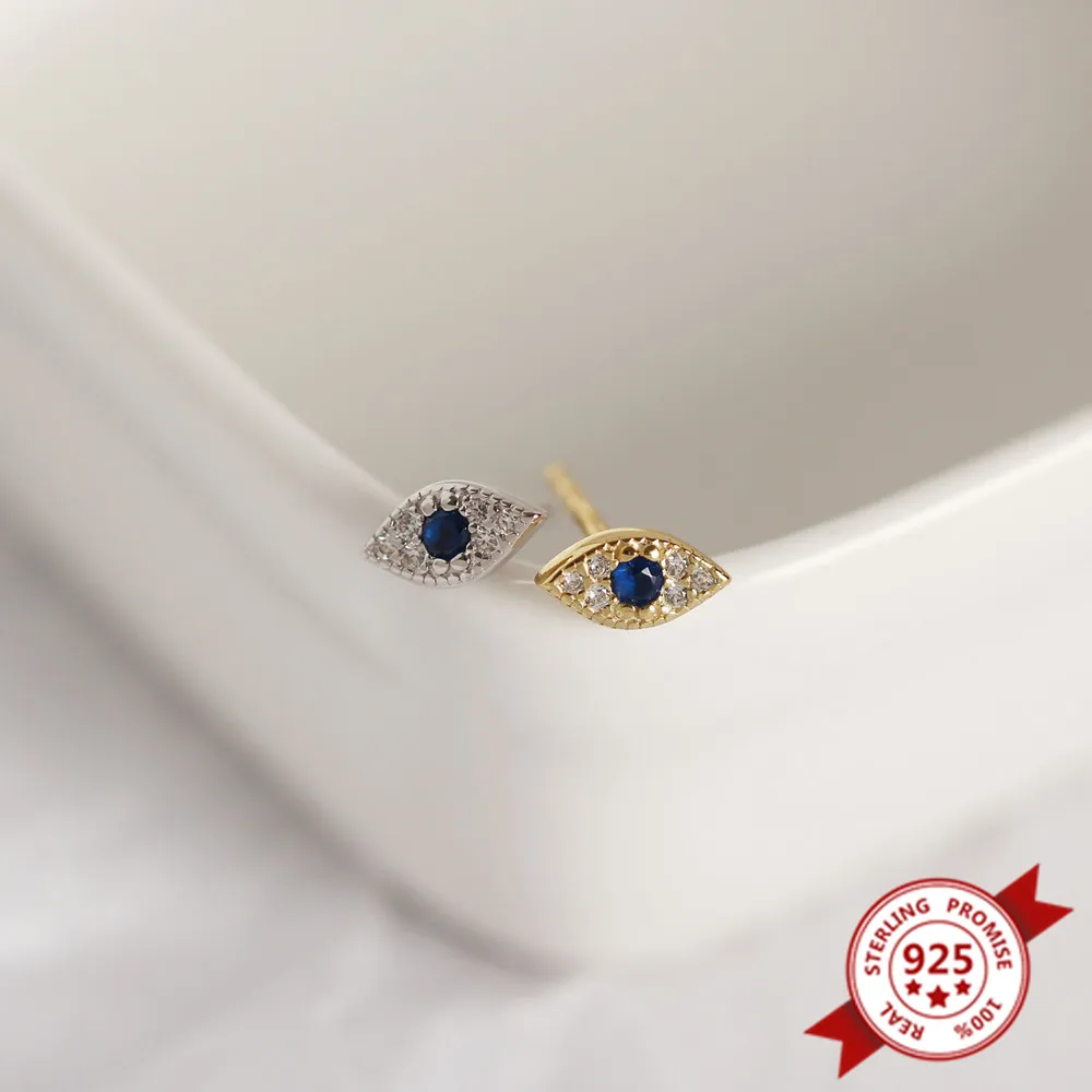 925 Silver Ear Needle Evil Eye Tiny CZ Stud Earrings for Women Lucky Eye Blue Crystal Earrings Fashion Females Jewelry Gift
925 Silver Ear Needle Evil Eye Tiny CZ Stud Earrings for Women Lucky Eye Blue Crystal Earrings Fashion Females Jewelry Gift