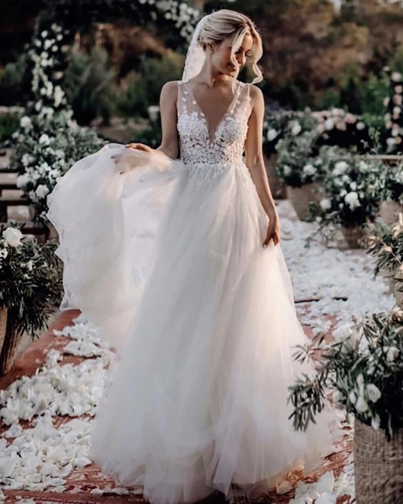 New Arrival White Tulle Wedding Dress Boho V-Neck Country Wedding Dresses vestidos de novia Long Wedding Gowns 2020
New Arrival White Tulle Wedding Dress Boho V-Neck Country Wedding Dresses vestidos de novia Long Wedding Gowns 2020