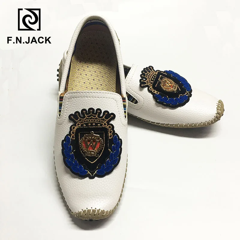 F.N.JACK Supersize Men's Loafers England Mocassin homme Casual Crown Accessories men Casual Natural Leather Loafers High Quality
F.N.JACK Supersize Men's Loafers England Mocassin homme Casual Crown Accessories men Casual Natural Leather Loafers High Quality