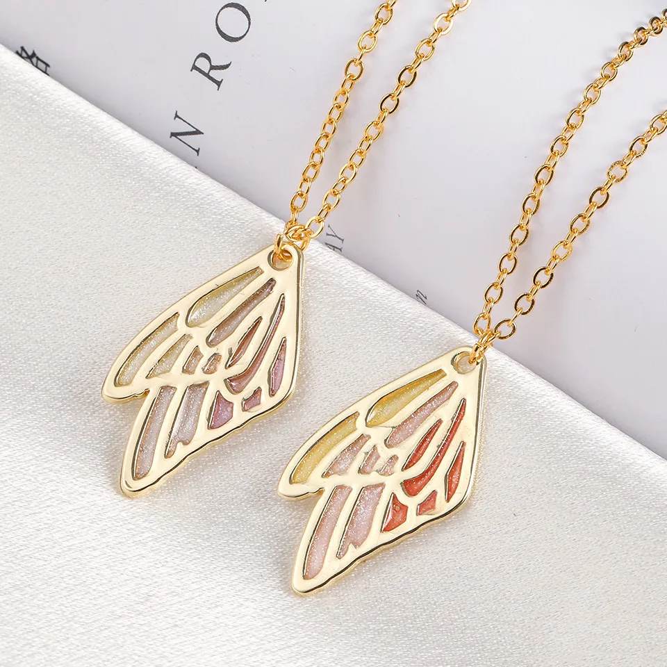 Gold Chain Small Leaf Butterfly Moon Pendant Choker Necklaces Women Resin Zircon Statement Collares Beach Jewelry Gift Collier 
Gold Chain Small Leaf Butterfly Moon Pendant Choker Necklaces Women Resin Zircon Statement Collares Beach Jewelry Gift Collier
