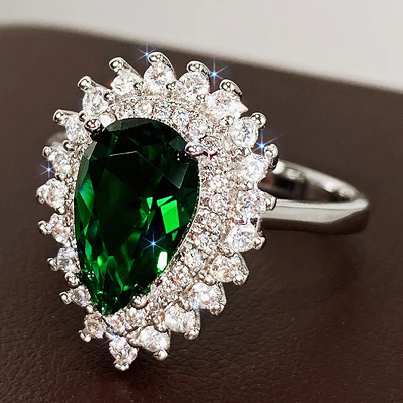 CAOSHI Luxury Women's Finger Rings for Party Bright Green Pear-shaped Crystal Noble Lady Vintage Style Accessories Gorgeous Gift
CAOSHI Luxury Women's Finger Rings for Party Bright Green Pear-shaped Crystal Noble Lady Vintage Style Accessories Gorgeous Gift