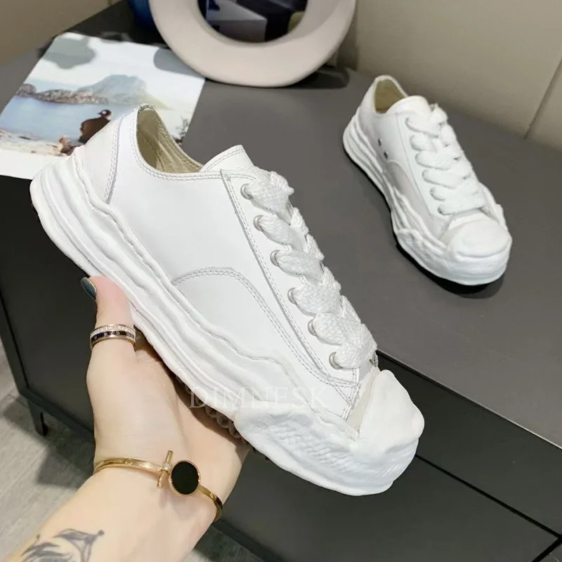New Round Toe Flat Platform Casual Shoes Women Canvas Lace Up Mixed Color Sneakers Spring Fashion Small White Shoes Unisex 2021
New Round Toe Flat Platform Casual Shoes Women Canvas Lace Up Mixed Color Sneakers Spring Fashion Small White Shoes Unisex 2021