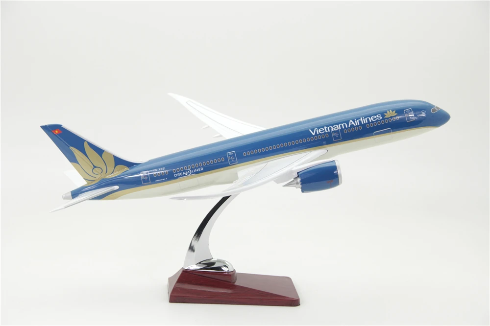 43 Cm Vietnamese Airplane Model Decoration Boeing 787-900 Vietnam Airlines B787 Vietnam Gift Decoration Resin Model Adult Toys
43 Cm Vietnamese Airplane Model Decoration Boeing 787-900 Vietnam Airlines B787 Vietnam Gift Decoration Resin Model Adult Toys