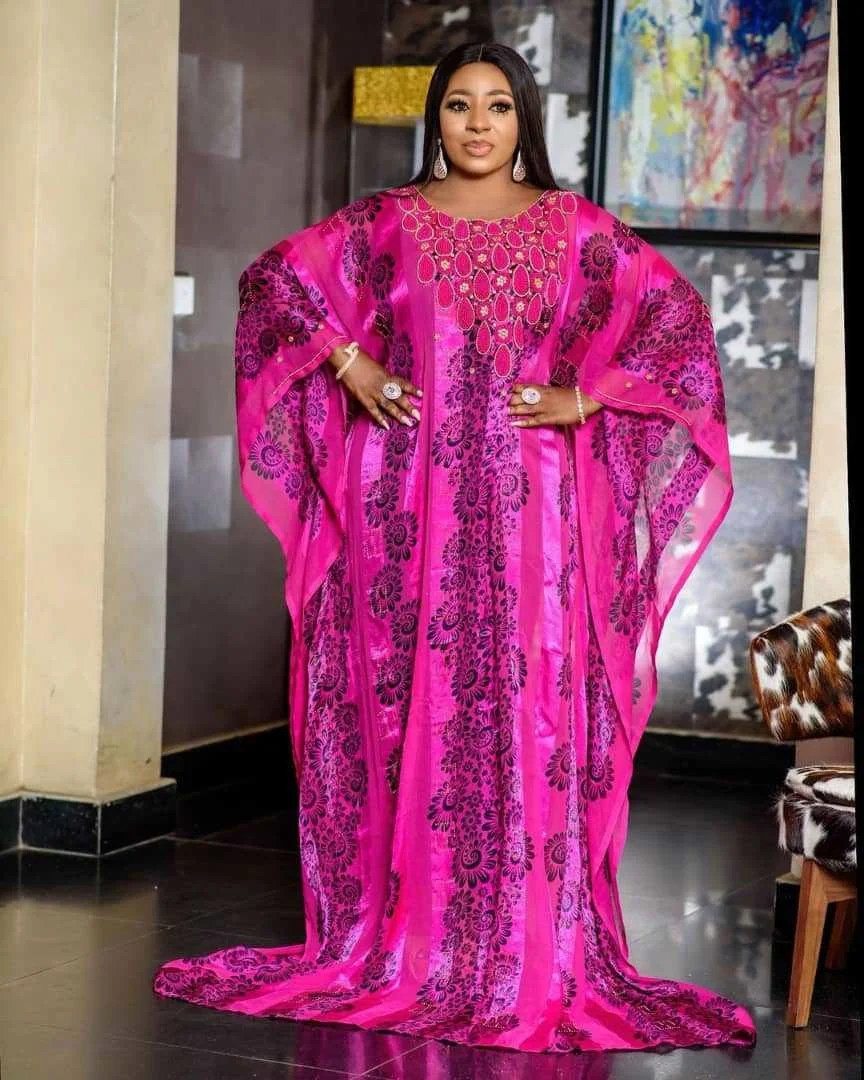 African Dashiki 2PCS Sets Print Maxi Dress Ethnic Muslim Abaya Suits Bazin Robe Gowns Long Riche Lady Islamic Wedding Party
African Dashiki 2PCS Sets Print Maxi Dress Ethnic Muslim Abaya Suits Bazin Robe Gowns Long Riche Lady Islamic Wedding Party