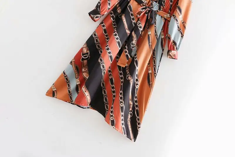2021 women vintage o neck chain print midi dress office lady casual slim pleated vestidos chic bow tied sashes dresses DS1360
2021 women vintage o neck chain print midi dress office lady casual slim pleated vestidos chic bow tied sashes dresses DS1360