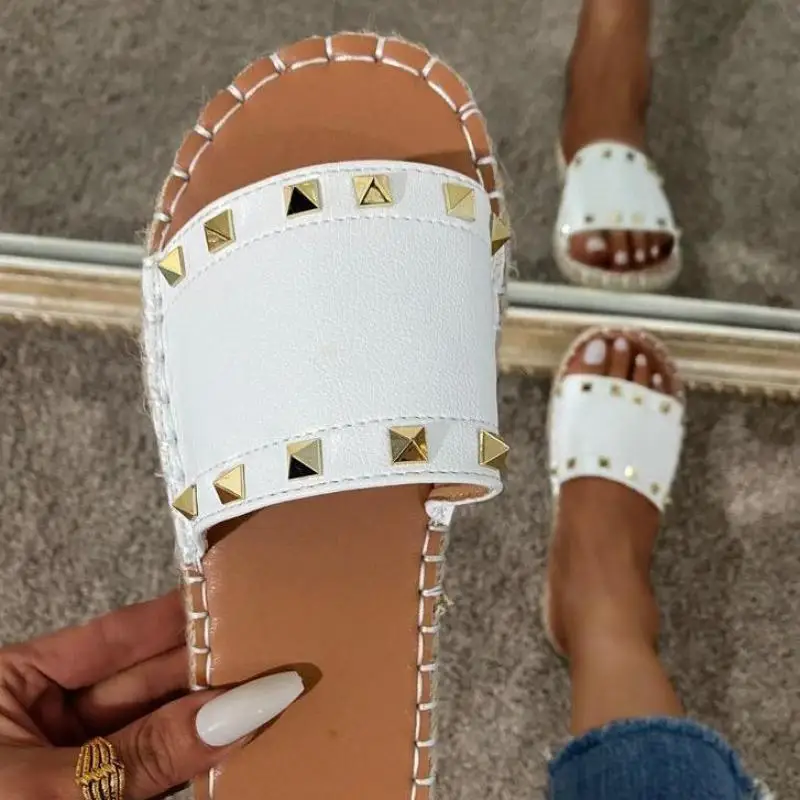 Шлепанцы женские из ПУ кожи, Повседневная пляжная обувь на плоской подошве, сланцы, летняя обувь
Шлепанцы женские из ПУ кожи, Повседневная пляжная обувь на плоской подошве, сланцы, летняя обувь